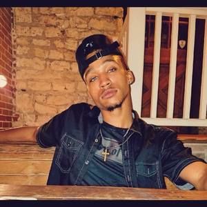 Meet your Posher, Marquez